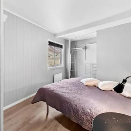 Lofoten Sunset Large Appartments アパート *